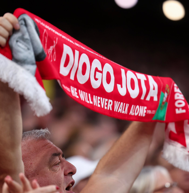 勾起伤心的, 听闻若塔车, 的标语 勾起伤心的, 听闻若塔车, 的标语